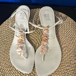 Women’s Pelle Moda White Shell Embellished Thong Sandals Size 10